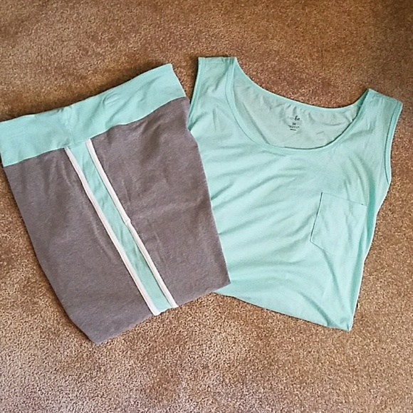 just be Tops - NWT 3XL  top and capri set